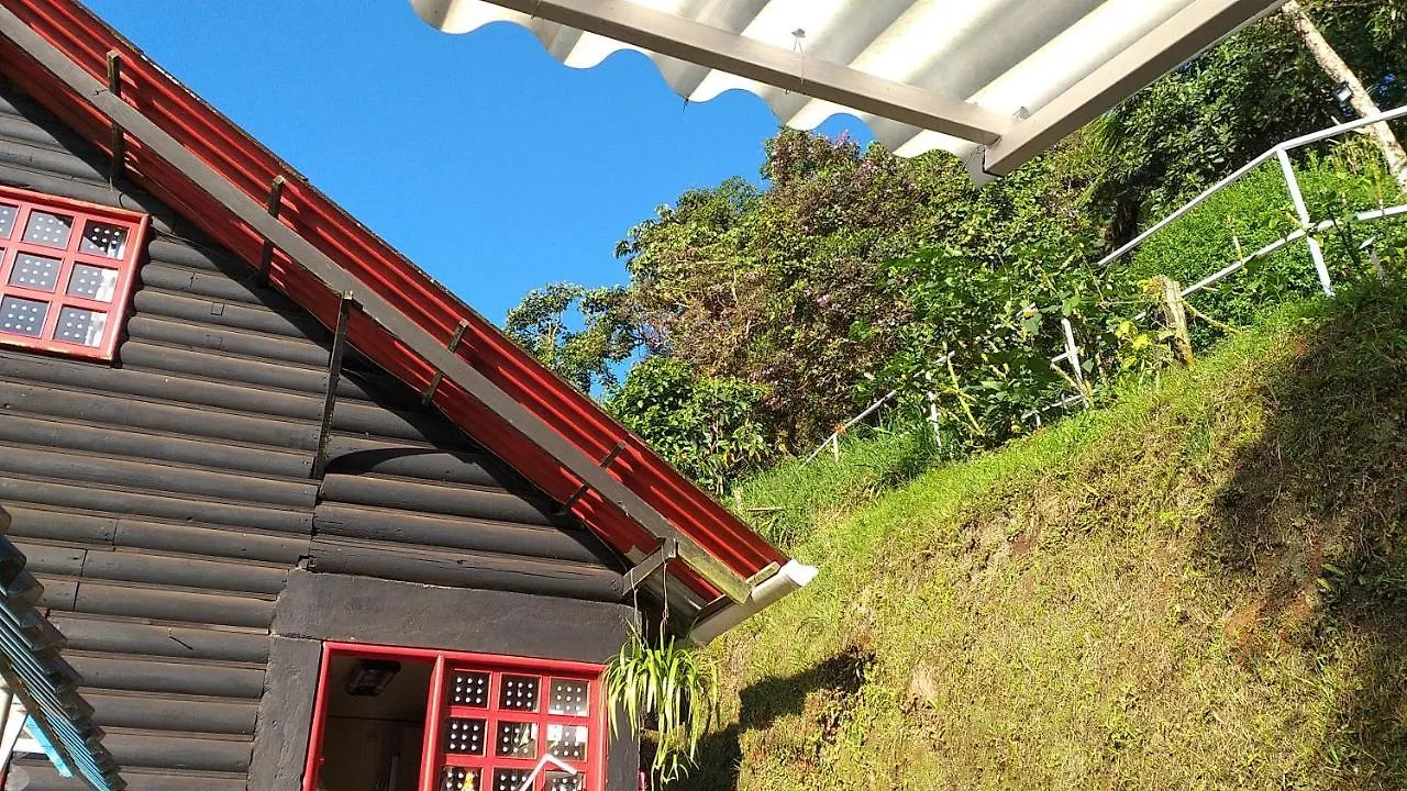 Lodge Bosque De Niebla Birding & Nature Cali